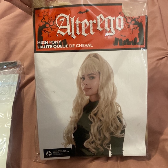 High school reunion costume set - Picture 4 of 5